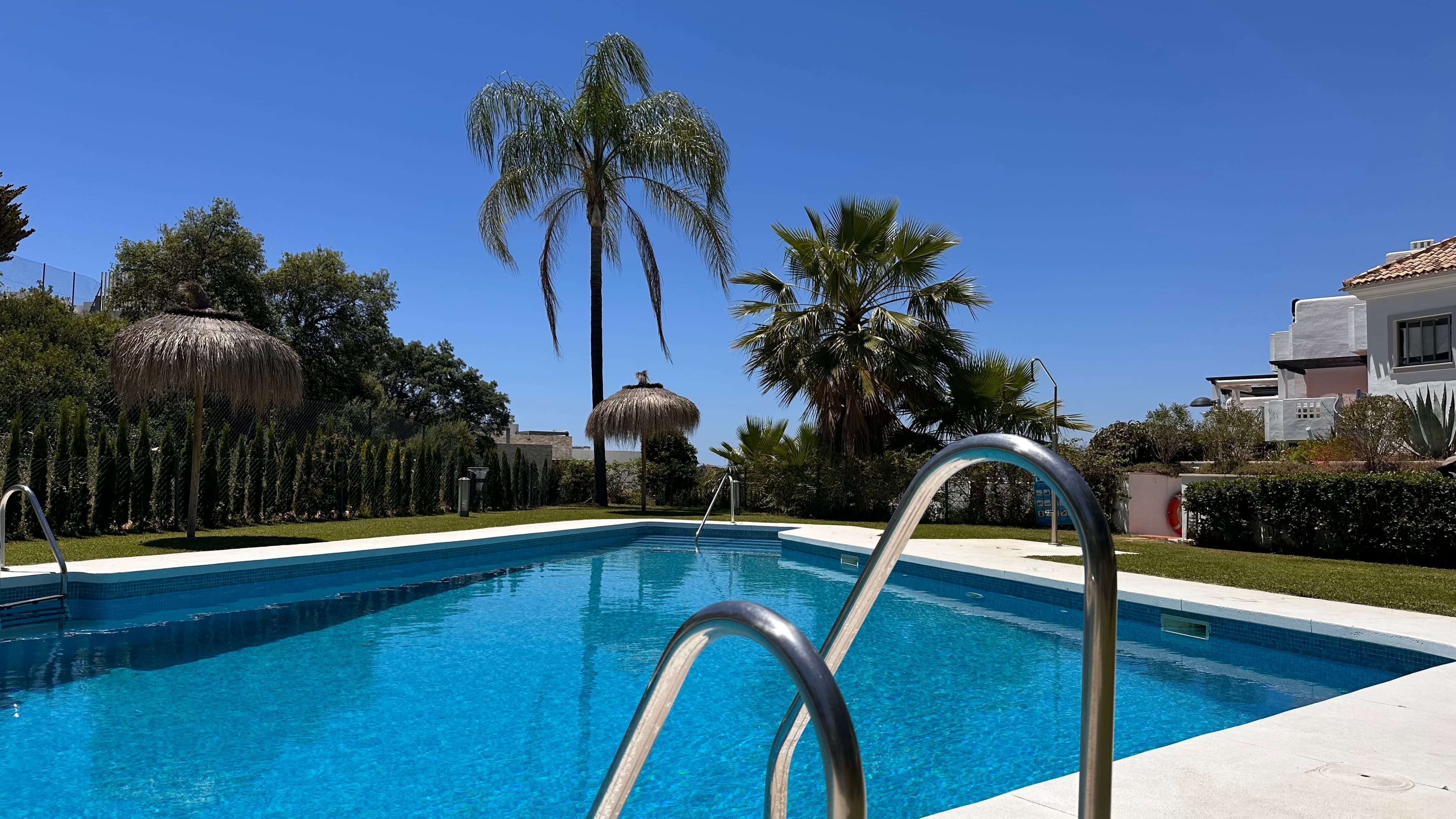 Casa de la Alegria, 3-BR house Cabopino Beach, golf
